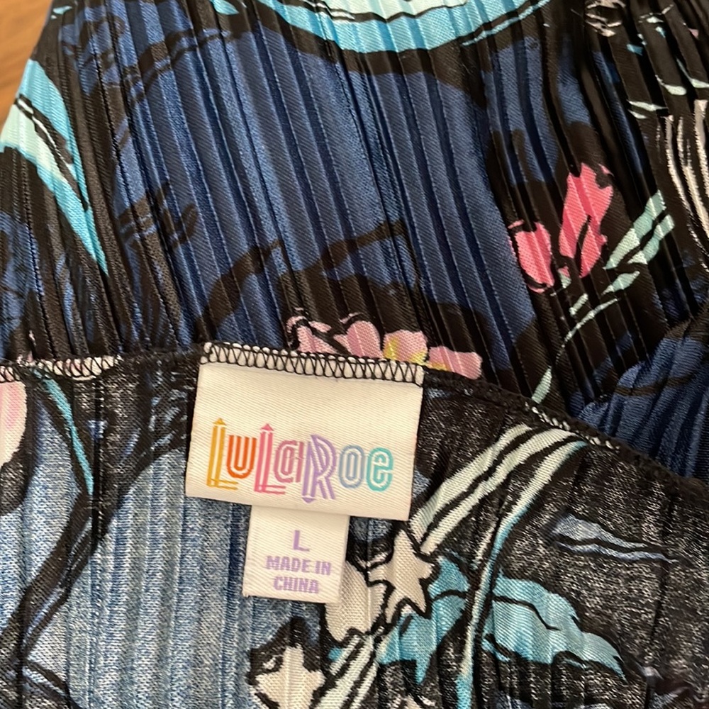 LuLaRoe floral cover up beach cover robe like new - Picture 8 of 9